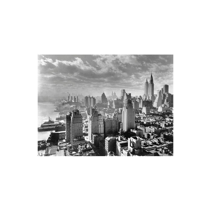 EAST RIVER WATERFRONT AND MANHATTAN, 1931