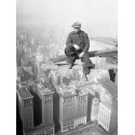WORKER ON SKYSCRAPER BEAM, 1929