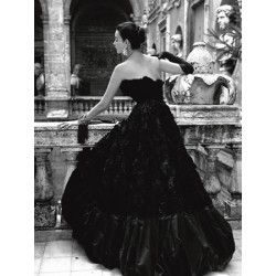 BLACK EVENING DRESS, ROMA 1952 (DETAIL)