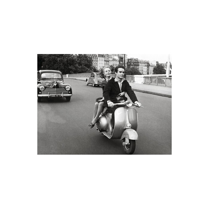 ON MOTORSCOOTER