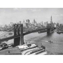 THE BROOKLYN BRIDGE AND MANHATTAN, NYC