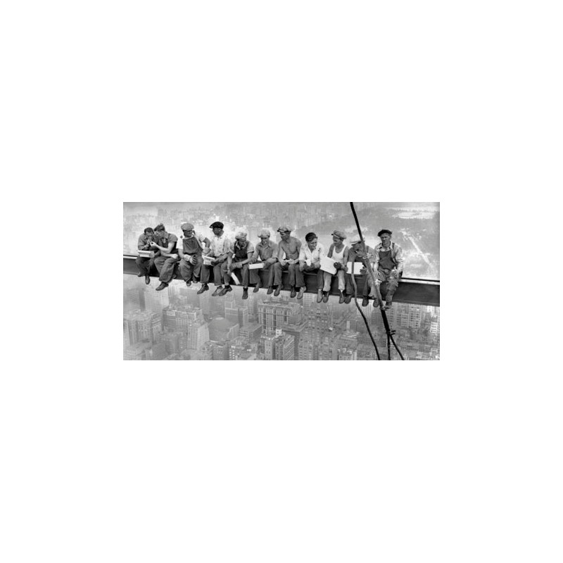 NEW YORK CONSTRUCTION WORKERS LUNCHING ON A CROSSBEAM, 1932 (DETAIL)