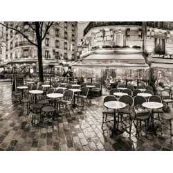 RAINY NIGHT AT PLACE EDGAR QUINET IN PARIS