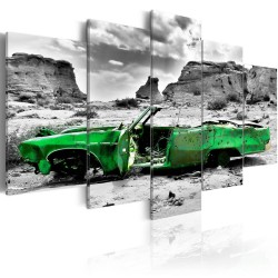 Cuadro Coche verde al estilo retro en el Desierto de Colorado