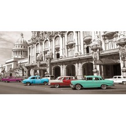 Vintage American cars in Havana, Cuba