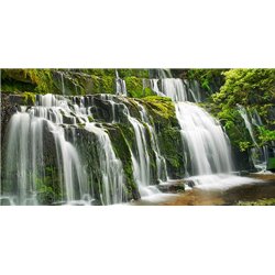 Waterfall Purakaunui Falls, New Zealand