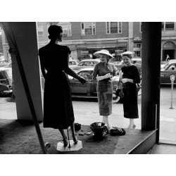 Women looking at window display