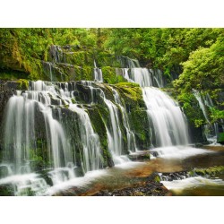 Waterfall Purakaunui Falls, New Zealand